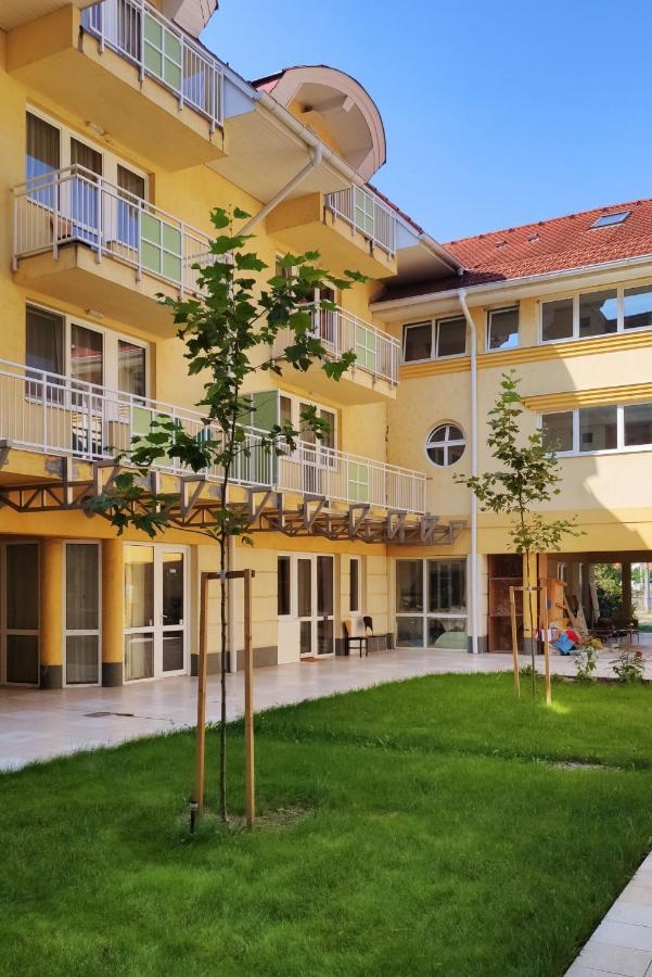 Solaris Apartman 잘라카로쉬 외부 사진
